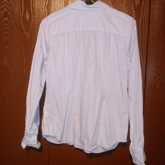 Button up - Picture 4 of 4